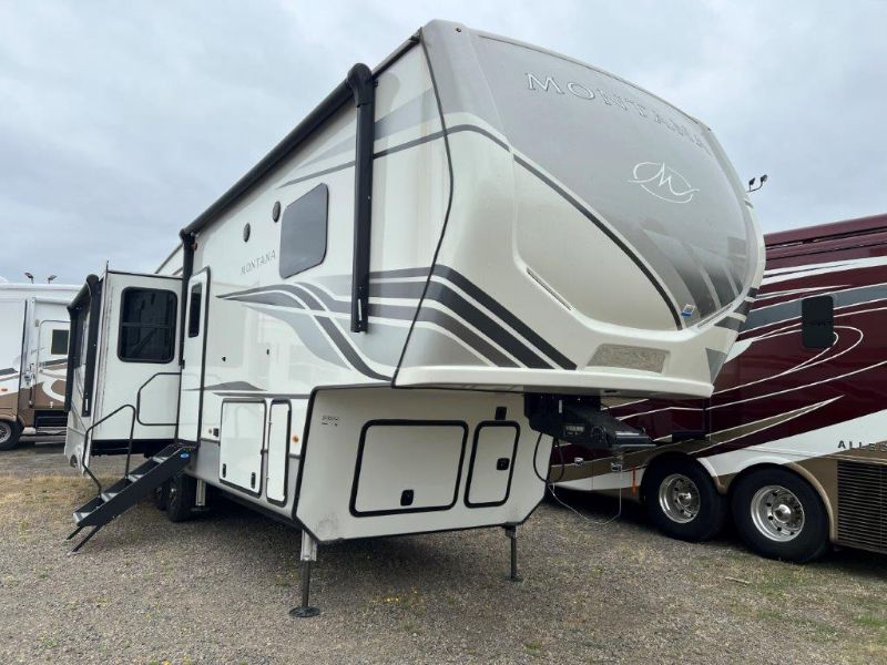 featured rv