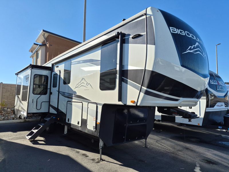 featured rv