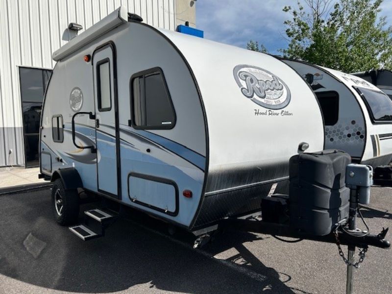 Used 2018 Forest River r-pod RP-182G for sale in Mesa, AZ
