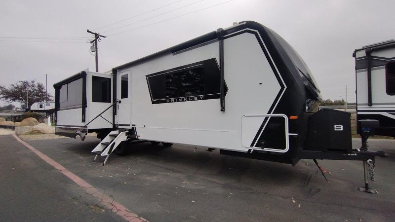 featured rv