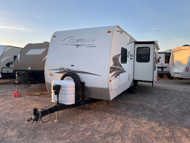 2008 Keystone Cougar 268RLS for Sale in Fresno, CA