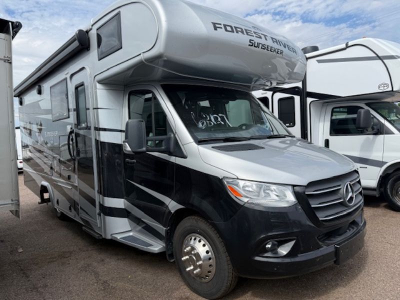 featured rv