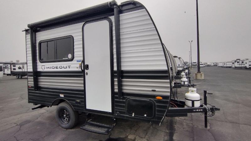 2026 Keystone Hideout Mini 132RD for Sale in Fresno, CA