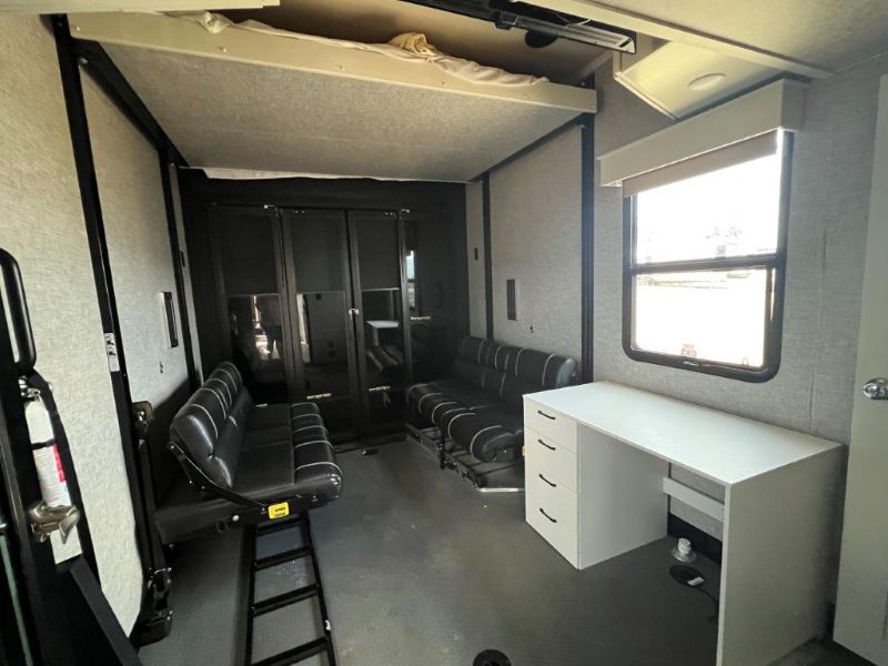 Used 2023 Vanleigh RV Ambition 399TH for sale in Kelso, WA
