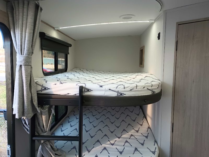 New 2026 Grand Design Imagine 2470BH for sale in Mt Vernon, WA
