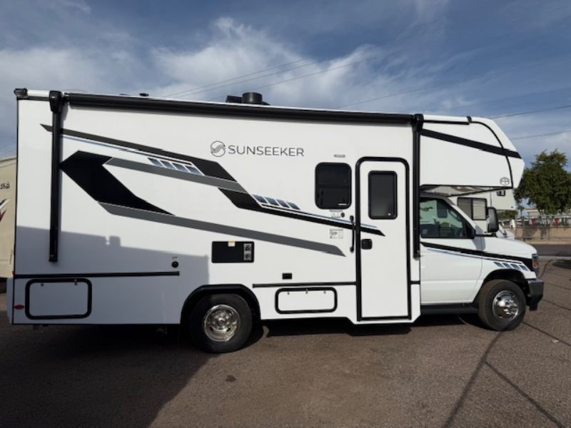 featured rv