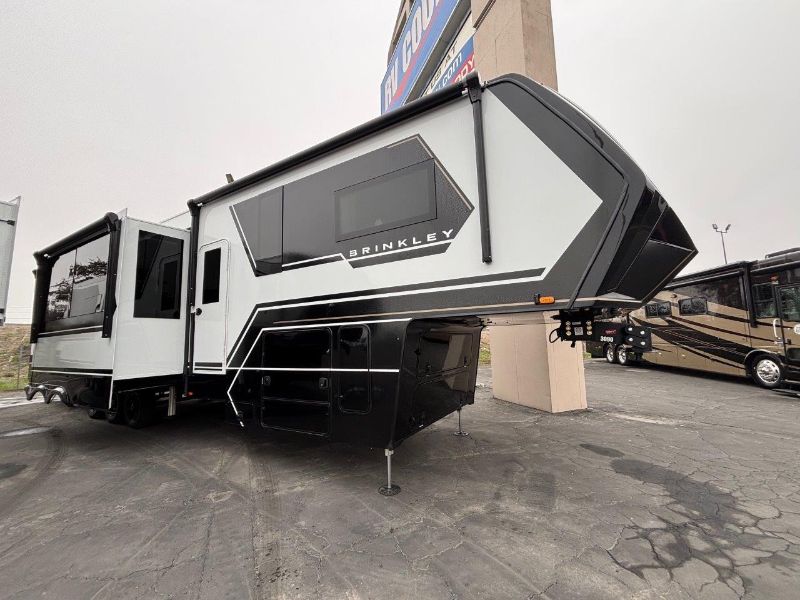 featured rv