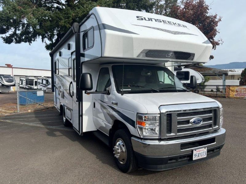 featured rv