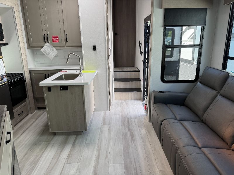 New 2025 Grand Design Momentum G-Class (Fifth Wheel) 320G for sale in ...