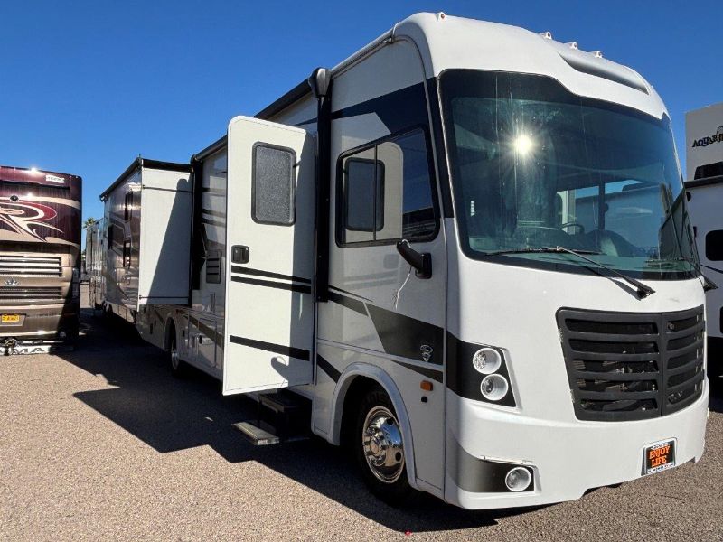 featured rv