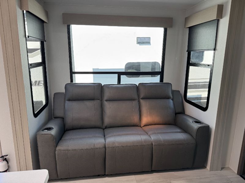 New 2025 Grand Design Momentum G-Class (Fifth Wheel) 320G for sale in ...