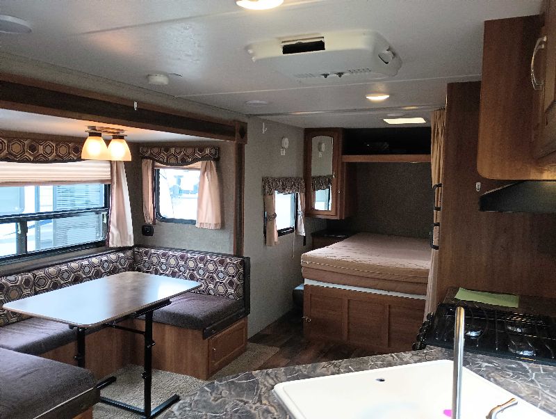Used 2017 Keystone SPRINGDALE 212RB for sale in Kelso, WA