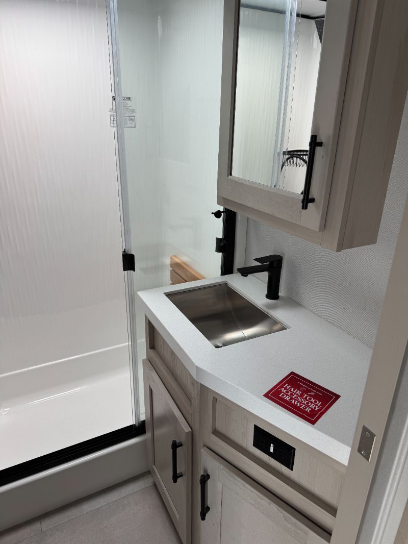 New 2025 Grand Design Solitude 310GK for sale in Fife, WA