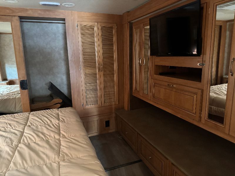 Used 2016 NeXus RV BENTLEY 34B for sale in Kelso, WA