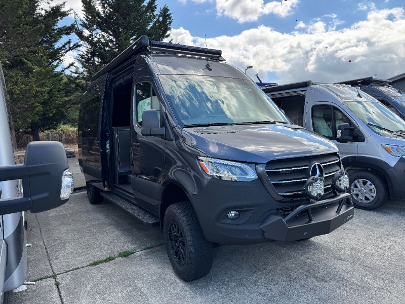 featured rv