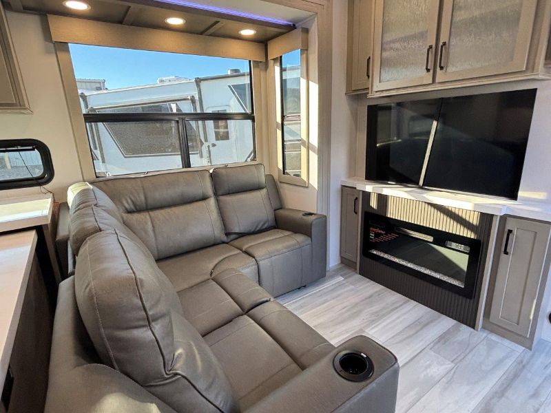 New 2025 Grand Design Momentum M-Class 392M for sale in Flagstaff, AZ