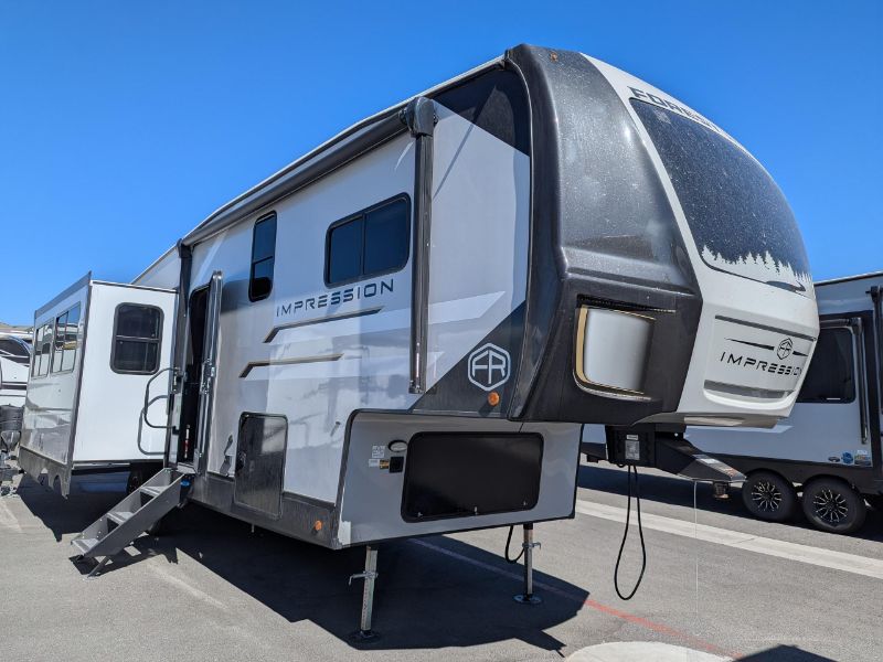 featured rv
