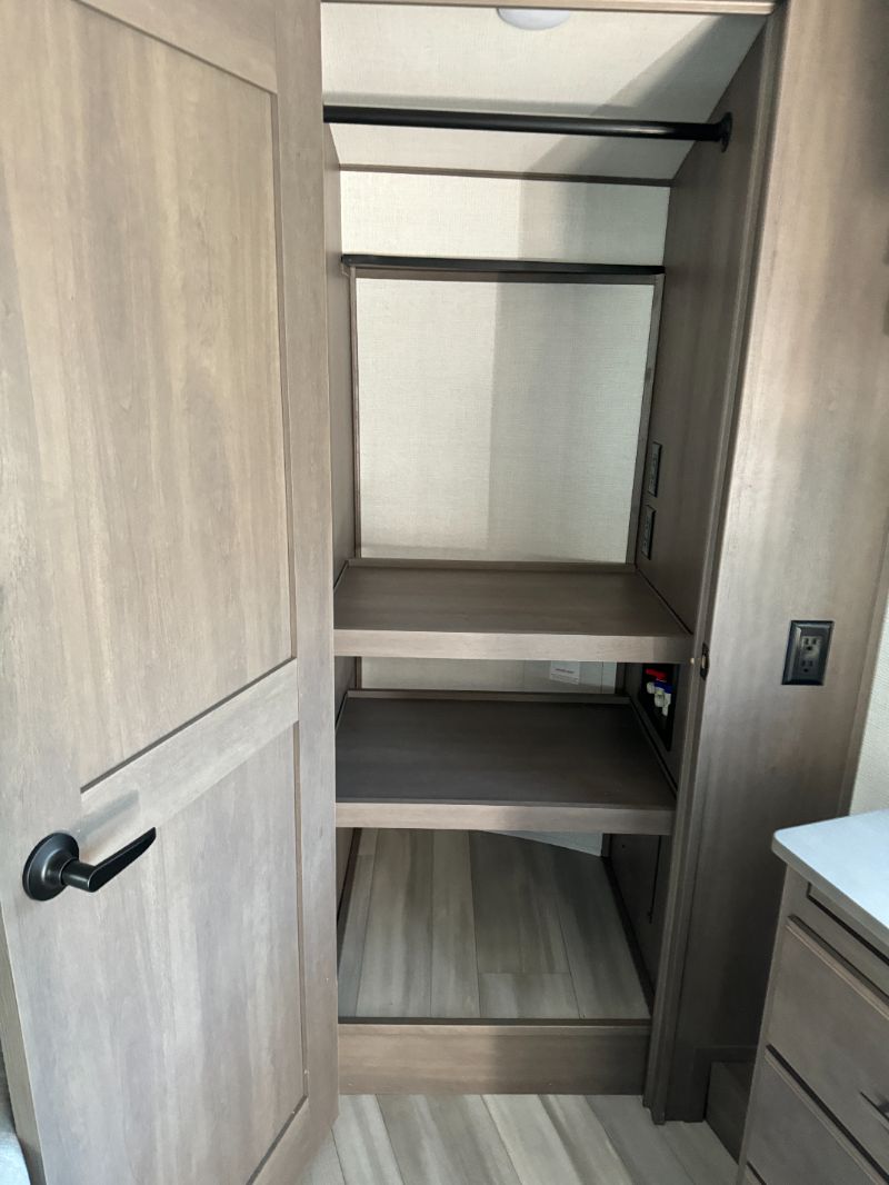 New 2024 Grand Design Solitude 390rk For Sale In Fresno Ca 93725 At