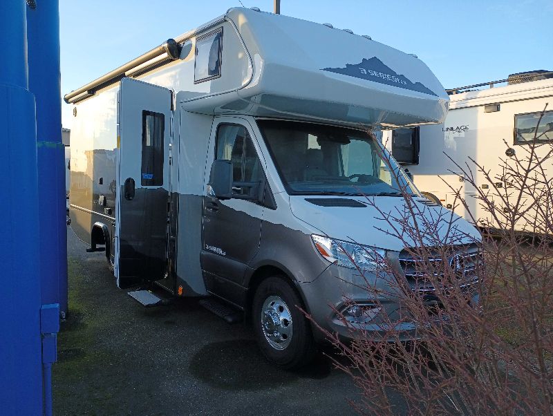 featured rv