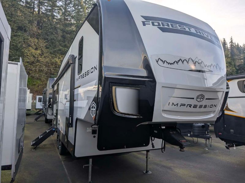 featured rv