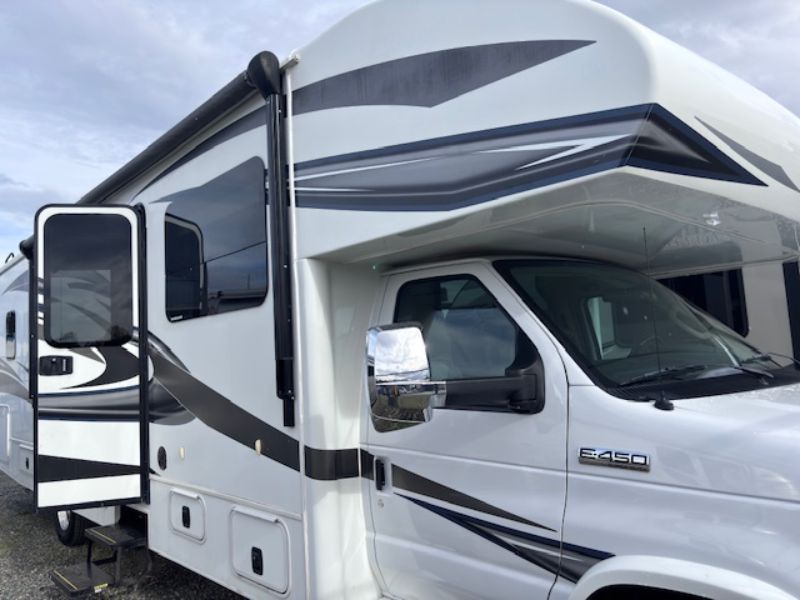 featured rv